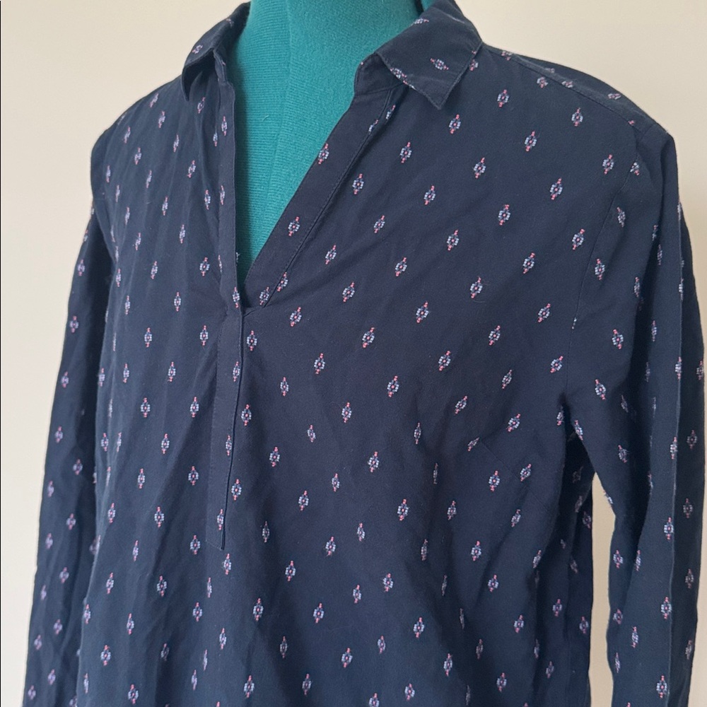 J. Jill | 100% Cotton Embroidered Vneck Long Sleeve Blouse in Navy Blue | Size S